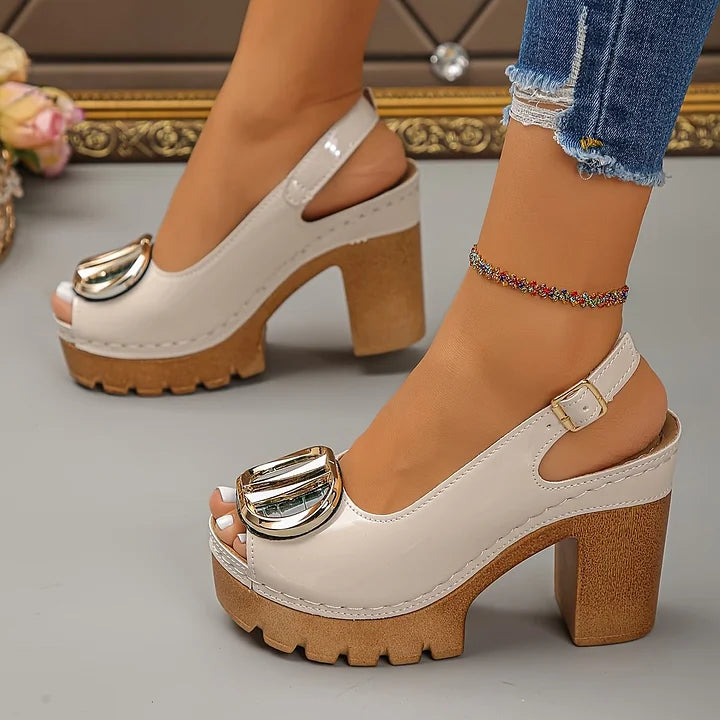 Luna | Vintage Low-Cut with Metal Buckle